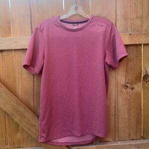 Alive athletic tee sz. S